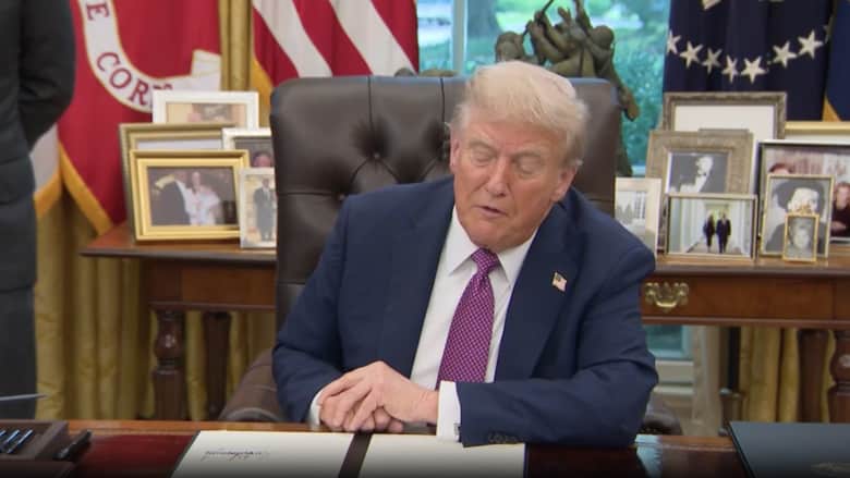 ترامب: بعض الرهائن ربما ماتوا مؤخرًا في غزة