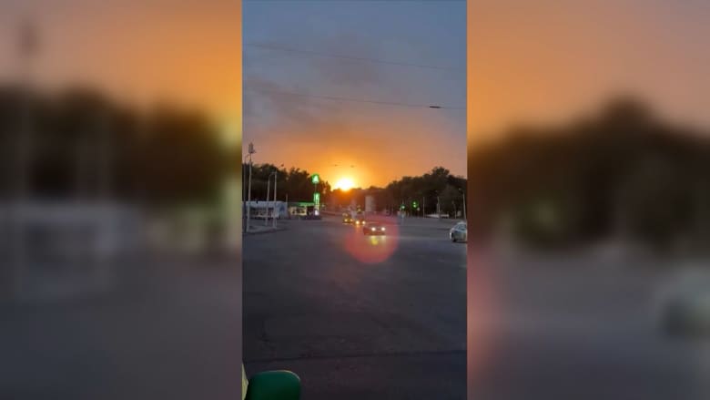 فيديو يظهر لحظة إصابة صاروخ روسي هدفًا في أوكرانيا.. شاهد ما حدث