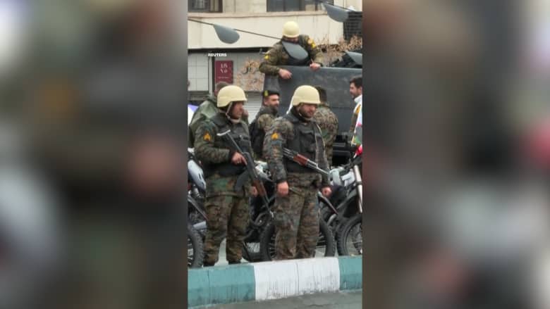 إسرائيل تستهدف نقاط التفتيش داخل إيران.. لماذا تتبع هذا التكتيك الآن؟