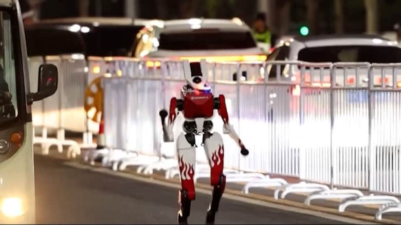 تضم أكثر من 100 فريق منافس.. روبوتات بشرية تستعد للمشاركة في سباق نصف ماراثون