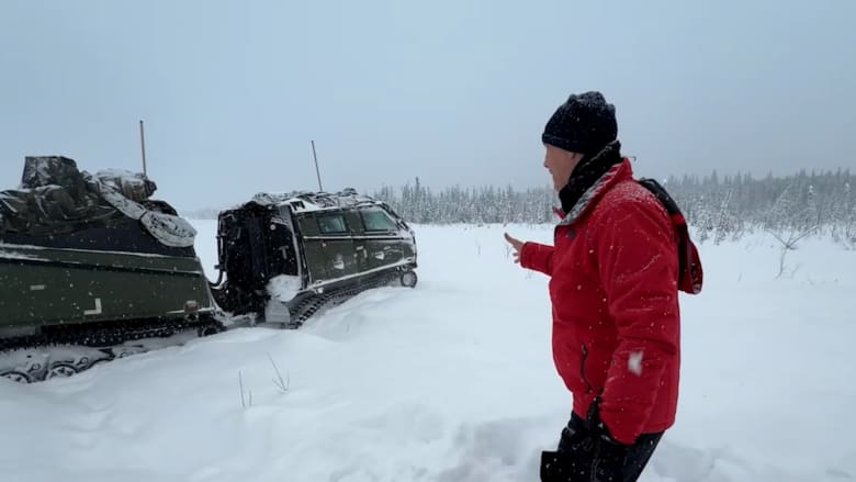 نظرة حصرية لـCNN.. مركبة لجميع التضاريس تدعم تحركات الجيش الأمريكي في بيئة قطبية