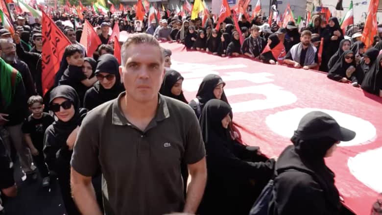 “لحظة تاريخية” في طهران.. وحشود غفيرة تخرج لشوارع إيران تتوعد لأمريكا وإسرائيل