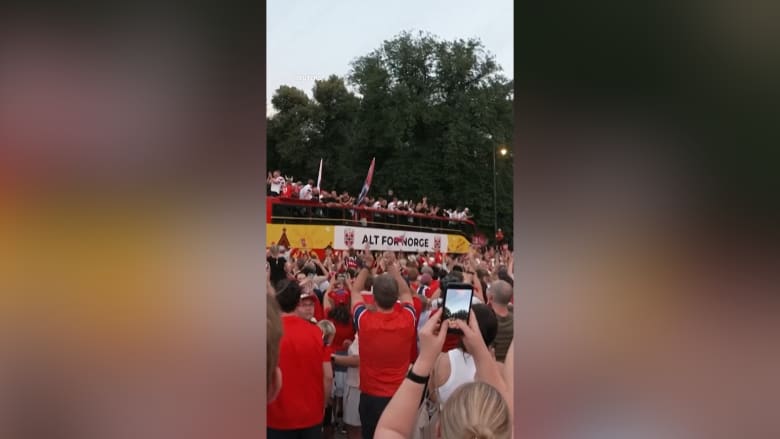 هالاند يغيب عن المشهد الأخير.. والنرويج تحتفل بعودة أبطالها من المونديال
