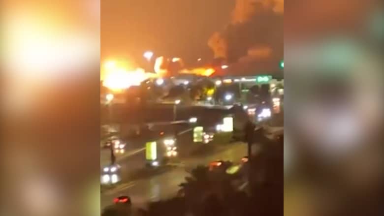 لماذا تستهدف الضربات الأمريكية جنوب إيران؟.. مراسلة CNN تجيب