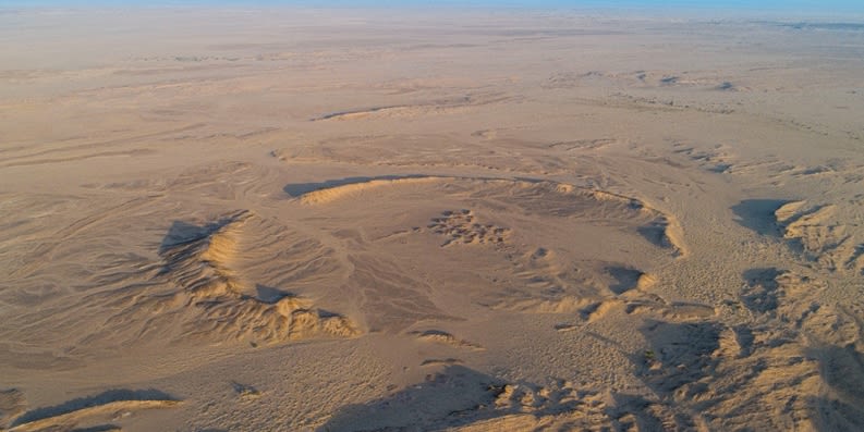 Ein seltener Ort... die Entdeckung eines riesigen Meteoritenkraters im Sultanat Oman