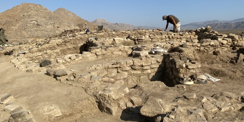 Die Entdeckung archäologischer Beweise einer kleinen Stadt im Sultanat Oman, und das hat sie erstaunt