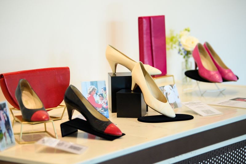 فساتين ديانا تعرض في أكبر مزاد لأزياء الأميرة الراحلة