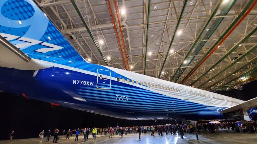 هذه أكبر طائرة نفاثة في العالم.. ما الذي يميزها؟ 