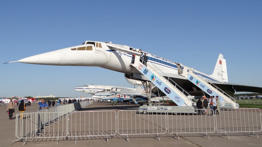 معرض ماكس الدولي للطيران في روسيا يقدم الطائرات السوفيتية القديمة  