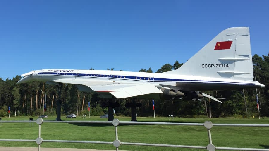 معرض ماكس الدولي للطيران في روسيا يقدم الطائرات السوفيتية القديمة 