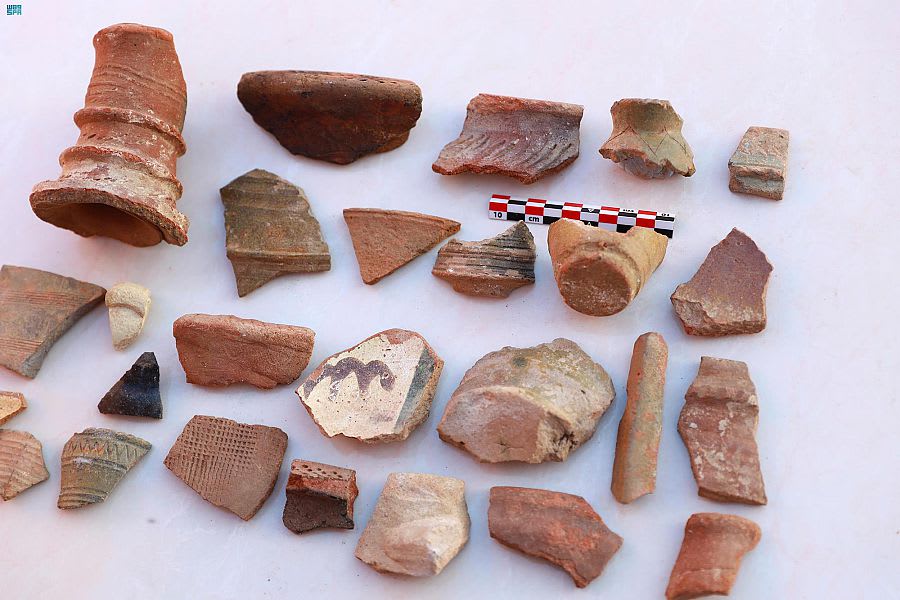 منها درع روماني.. اكتشاف قطع نادرة في جزيرة فرسان السعودية