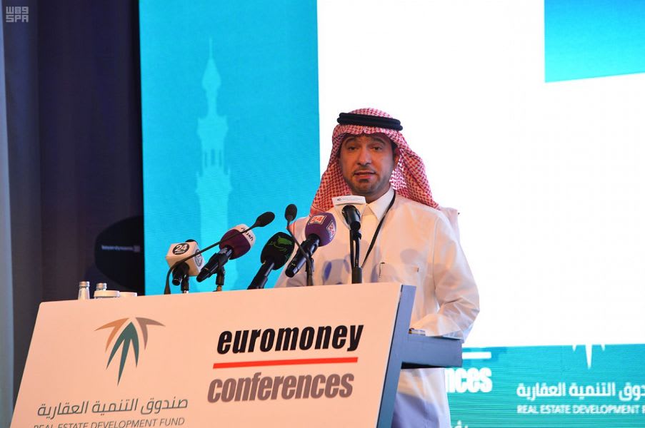 وزير سعودي يتوقع استثمار 60 مليار ريال بقطاع التمويل العقاري 