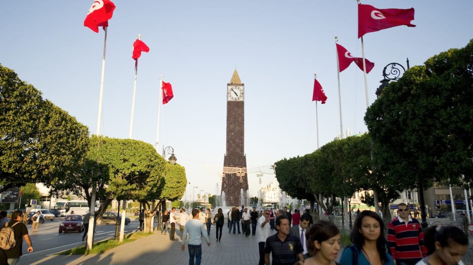 طالع أغرب طلبات الأسد والقذافي وبوتفليقة بمنتجع "صدر بعل" التونسي