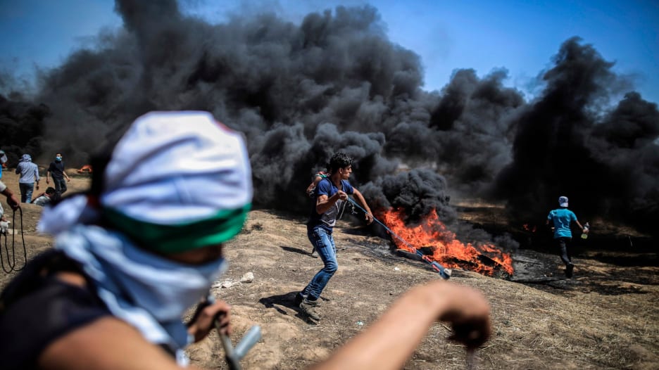 شاهد.. ما الذي أشعل الاحتجاجات الفلسطينية الأخيرة؟