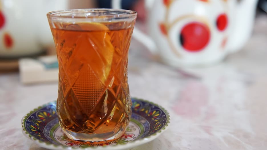 ما هي طقوس إعداد وتناول الشاي في أذربيجان؟