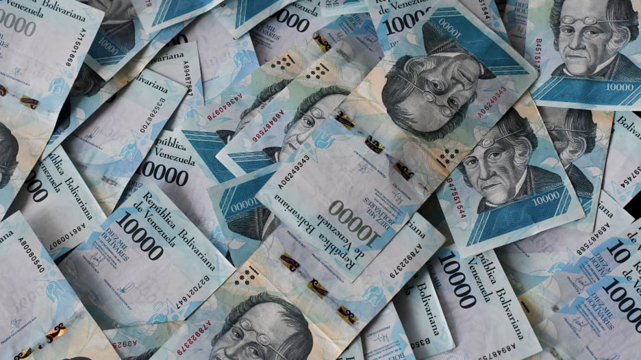 هل تنقذ العملة الجديدة اقتصاد فنزويلا