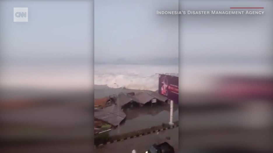180928195131-indonesia-earthquake-tsunami-palu-orig-mg-00000711.jpg