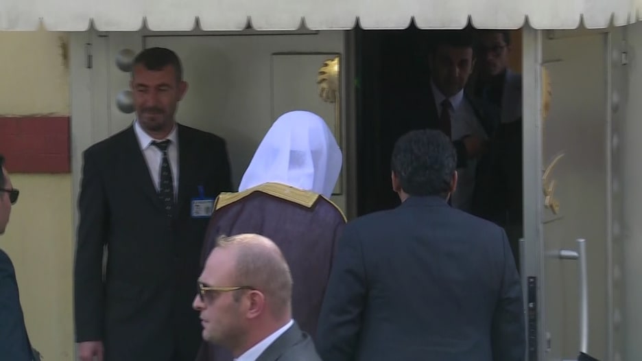 لحظة دخول النائب العام السعودي لقنصلية بلاده في إسطنبول