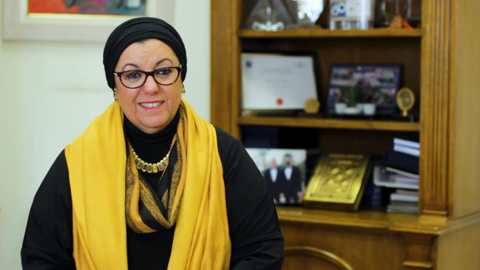 نيفين الطاهري