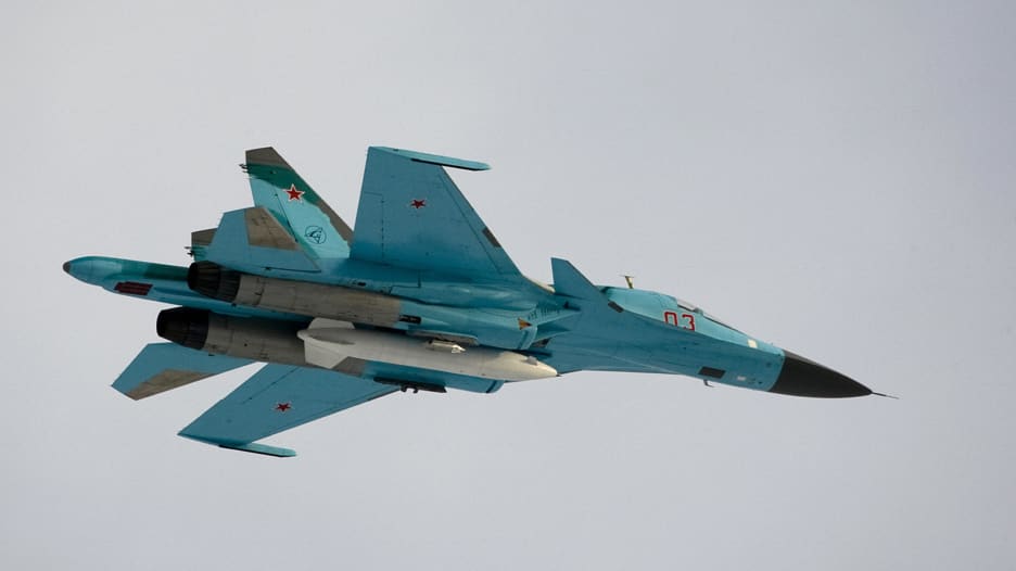 تعرف على قدرات المقاتلة الروسية "SU-34"