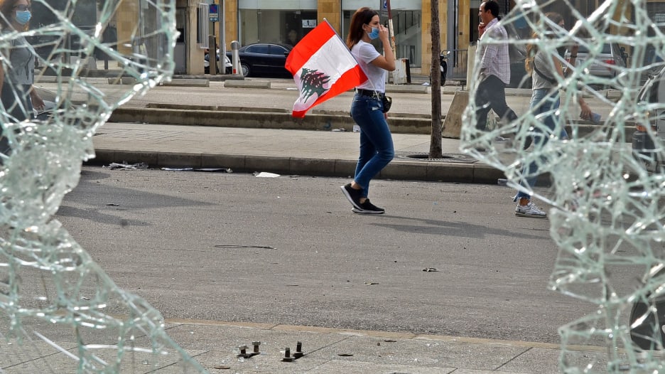 شاهد على ماذا استيقظ اللبنانيون من آثار المظاهرات