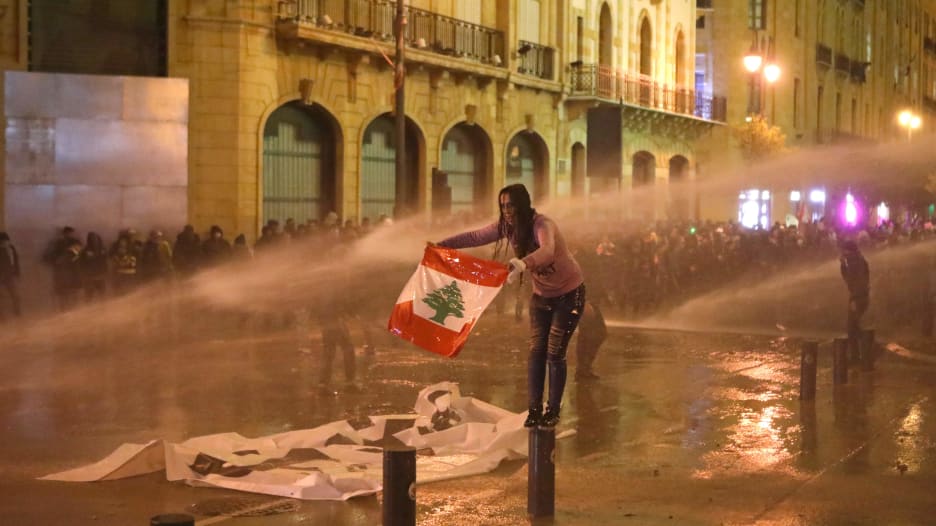 لماذا تستمر مظاهرات لبنان رغم تشكيل حكومة جديدة؟