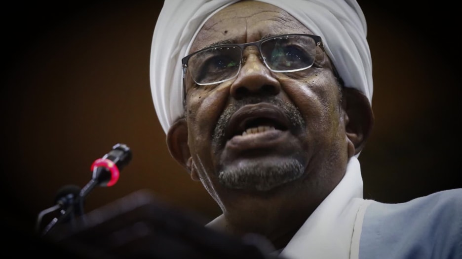 بينهم عمر البشير.. السودان سيسلم المطلوبين للمحكمة الجنائية