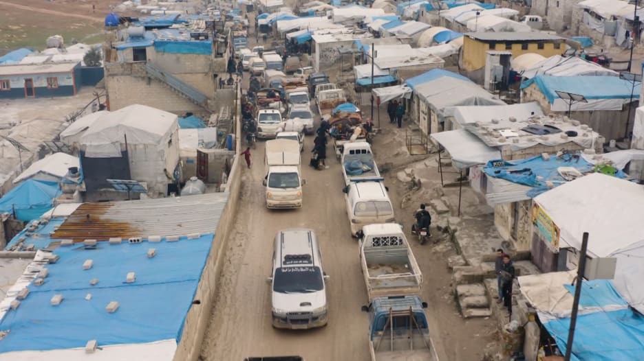 CNN في مخيمات النازحين الفارين من نيران القصف في إدلب