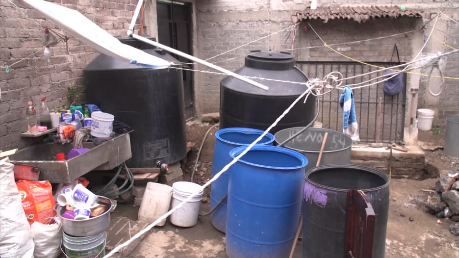 بسبب عدم توفر الماء.. فقراء المكسيك يعانون في مواجهة فيروس كورونا