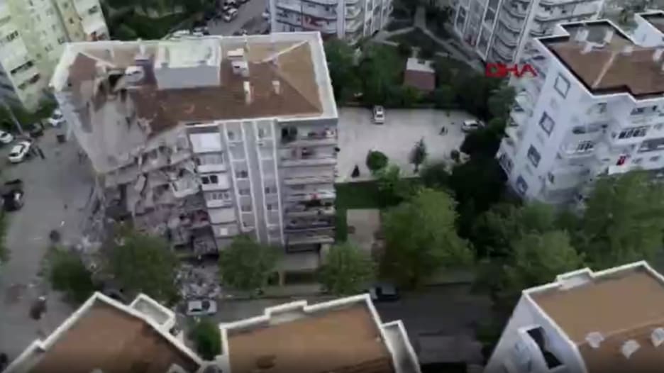 طائرة بلا طيار ترصد الدمار الكبير الذي خلفه زلزال تركيا