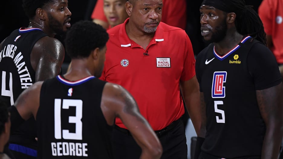 مدرب في الـNBA: لو أن من اقتحم الكابيتول كانوا من السود.. ماذا كان سيحدث؟