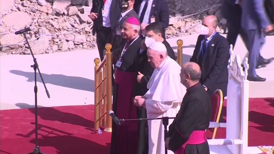 شاهد لحظة وصول البابا فرنسيس إلى الموصل في العراق