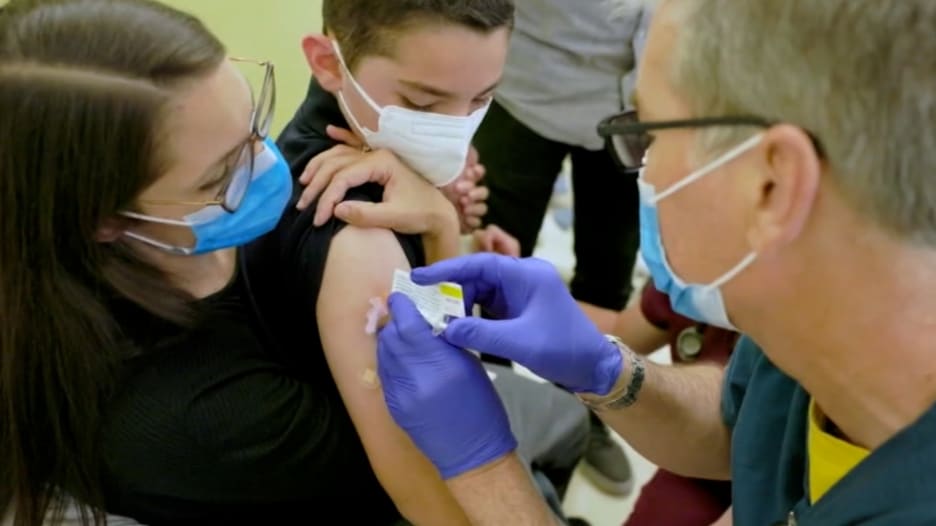 لهذه الأسباب.. من الآمن تطعيم الأطفال بين 5 و11 عاما ضد فيروس كورونا
