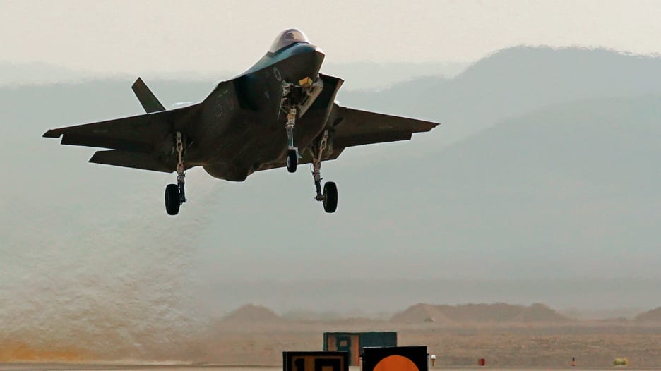 ما سبب تأخير بايدن بيع مقاتلات F-35 للإمارات وما علاقة تقنية "الجيل الخامس"؟ مسؤولة أمريكية تجيب