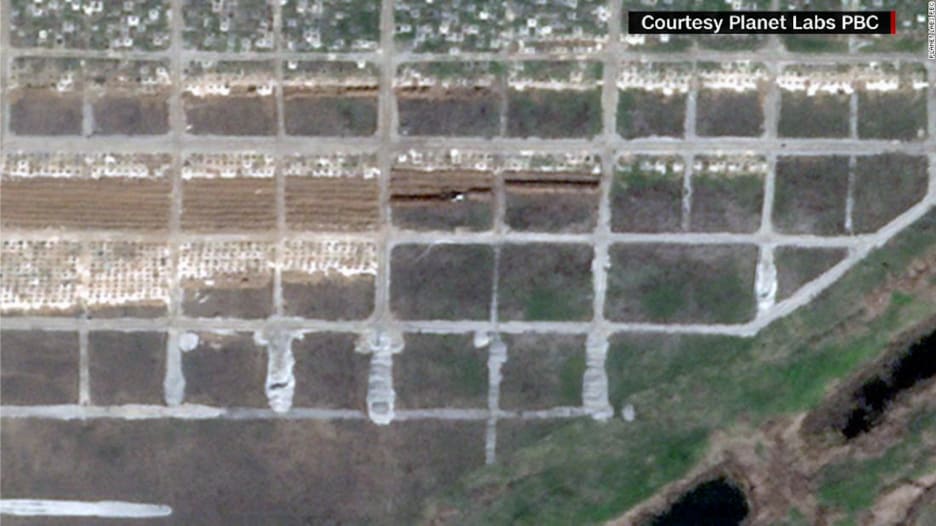 صورة أقمار صناعية تكشف تصرفا مروعا من القوات الروسية.. ما هو؟