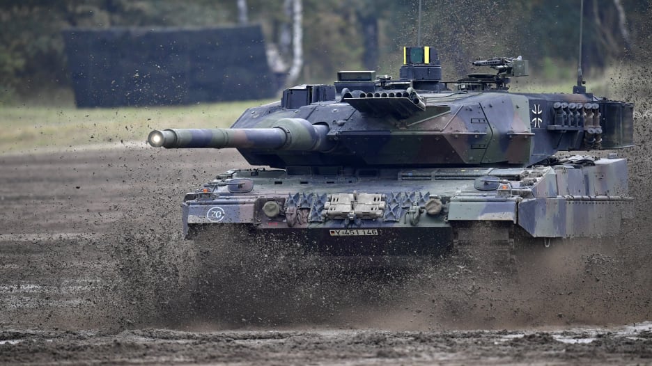 استمع إلى ما هدد الكرملين بالقيام به بعد إعلان ألمانيا عن إرسال دبابات لأوكرانيا