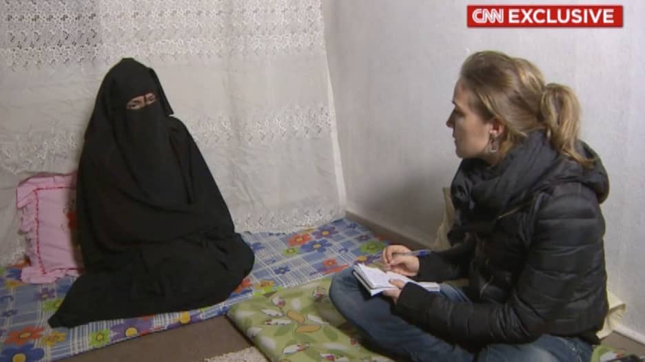 حصري.. فتاة سورية تروي لـ CNN قصة زواجها مكرهة من "داعشي"