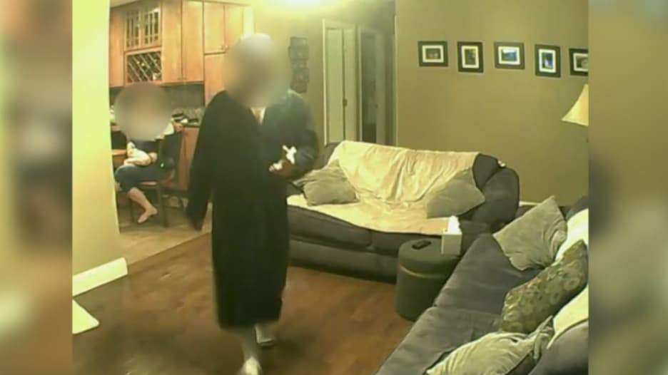 بالفيديو.. قراصنة يخترقون نظام كاميرا منزلية