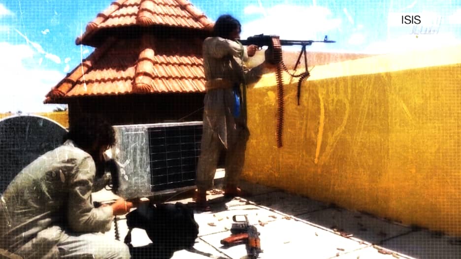 بالفيديو: القوات الأمريكية تعتقل عميلاً بداعش "مهاراته تقلق أمريكا"