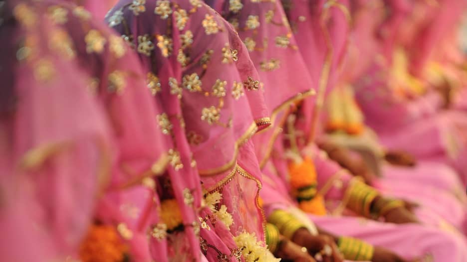 أثرياء من أفريقيا والشرق الأوسط يتزوجون قاصرات بالإكراه في الهند