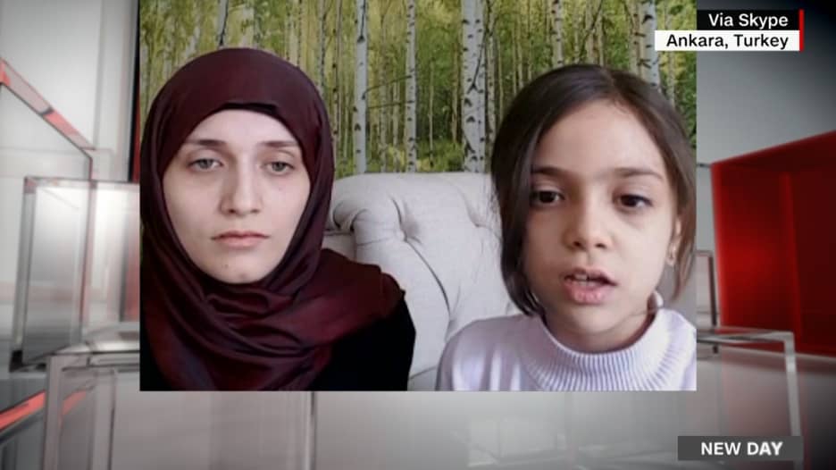 الطفلة بانا: ألوم الأسد والعالم لا يتحرك تجاه ما يحدث بسوريا