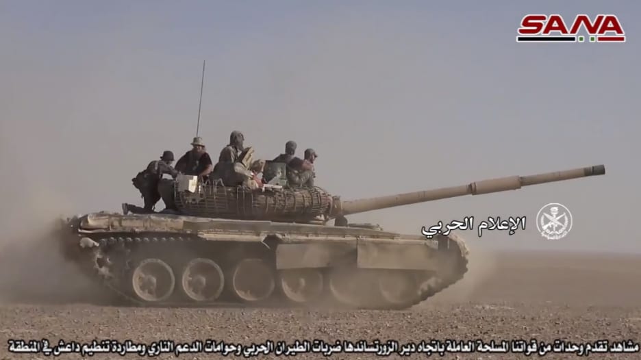 الجيش السوري ينشر فيديو لاختراق حصار داعش لدير الزور