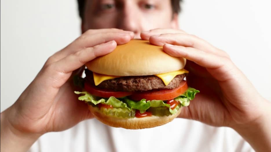 دراسة: عدم تناول اللحوم يزيد من فرص الإصابة بالسكتة الدماغية