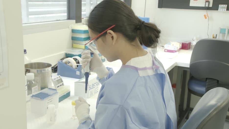 تطوير فيروس حي من كورونا في أستراليا