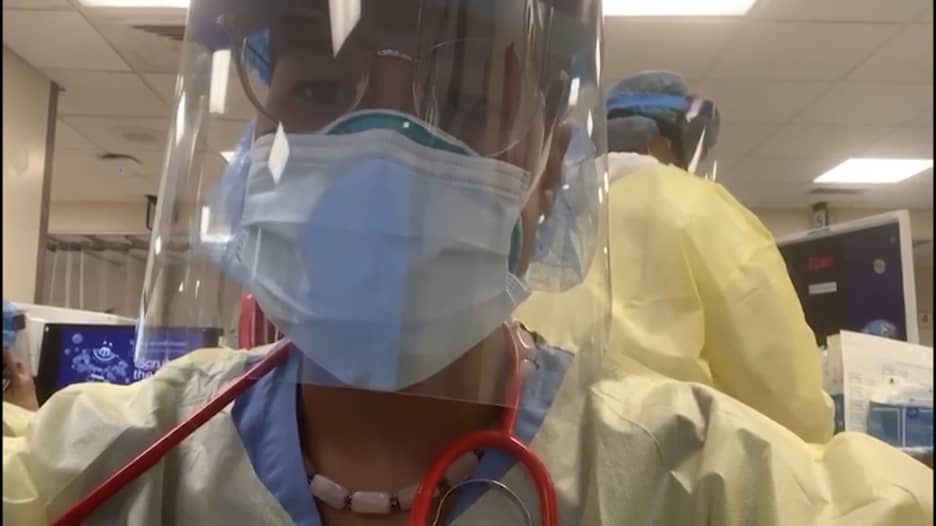 طبيبة توثق حياتها ليوم كامل في أحد مستشفيات بروكلين الأمريكية