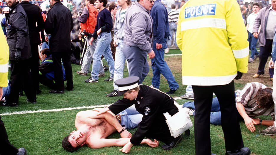 المأساة التي أفقدت ليفربول 96 مشجعا.. ما قصة حادثة هلزبورو؟