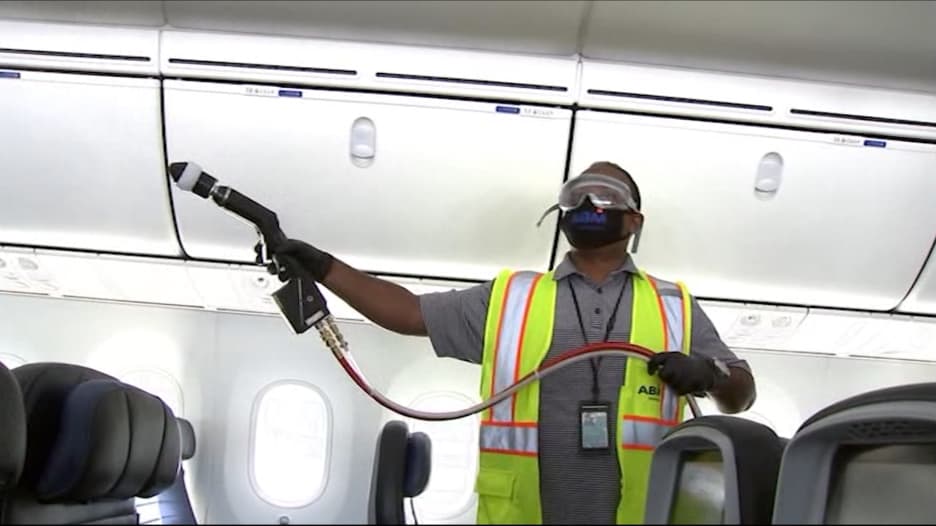 شركة طيران أمريكية تتعاون مع "كلوروكس" لتوفير أعلى معايير النظافة في ظل فيروس كورونا