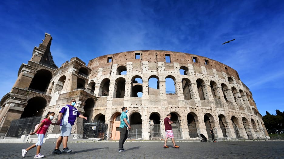 إعادة فتح الكولوسيوم الشهير في روما لأول مرة منذ 3 أشهر.. سيكون مختلفًا عما يتذكره الناس