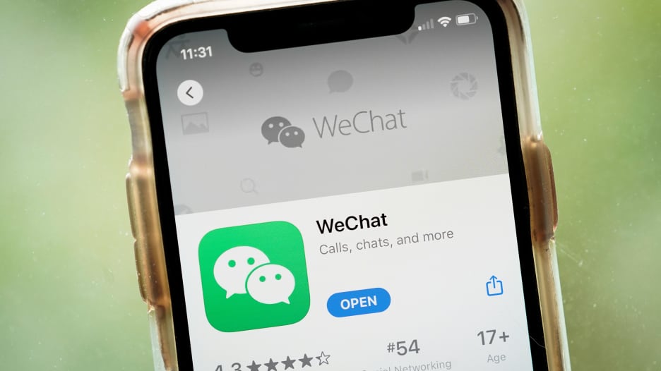 كيف ستؤثر حرب ترامب على “WeChat” الصيني على الشركات الأمريكية؟