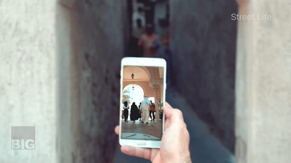 السفر من خلال الهاتف.. تطبيق يقدم جولات افتراضية عالية الحودة في دبي